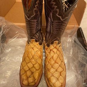 lucchese pirarucu boots